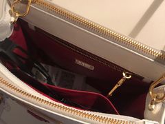 -PRADA普拉达(德基广场店)