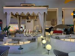 -维斯特假日酒店温泉