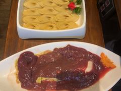 -牛德亨臻牛潮汕火锅(万邦时代店)
