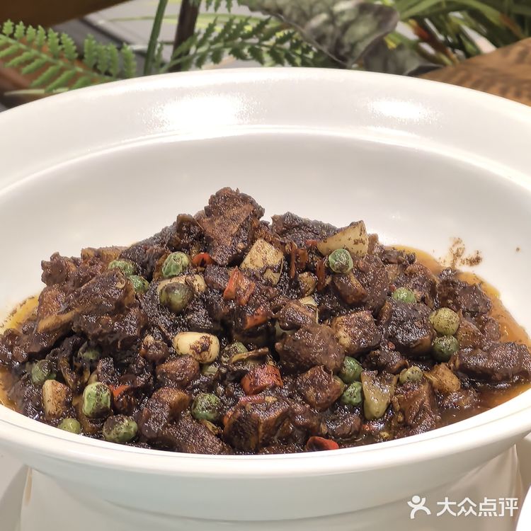 一下班湖南同事就拉着我去吃饭 她一直说这里很正宗
