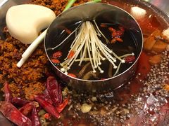 -谭鸭血老火锅(漳州路店)