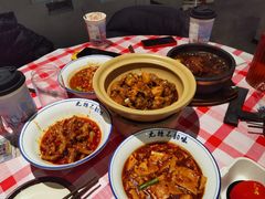 -笨豆腐居民楼菜馆•江西小炒(天津开发区店)