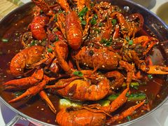 -肥肥虾庄·金牌油焖大虾(汉街SKP店)