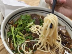 -小马牛肉面·牛骨熬制(南京博物院店)