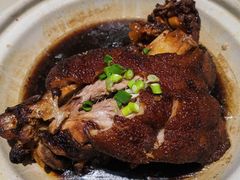 -老码头黑皮肘子锅包肉(赣水路店)