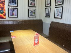 卡座-小山城麻辣香锅(新邻生活广场店)