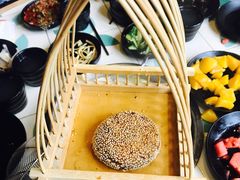 -南城十里潮汕鲜牛火锅·鲜虾生滚粥(融汇老商埠店)