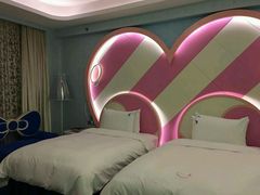 -广州花之恋城堡酒店