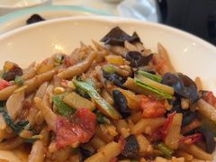 炒筱鱼面面-凯鸽酒楼(大同振兴街店)