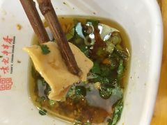 -袁记串串香(泉水轻轨站店)