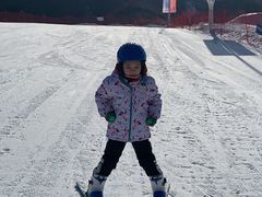 -荣盛康旅野三坡滑雪场
