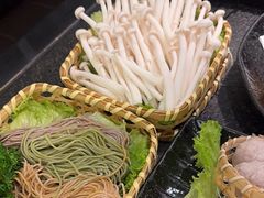 -湊湊火锅·茶憩(打浦桥日月光店)