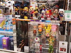 -泡泡玛特POPMART(侨福芳草地店)