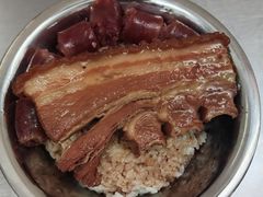 -梁阿婆廿年老牌扣肉糯米饭