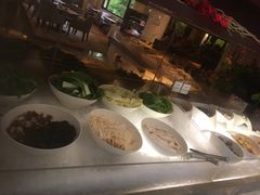 自助取餐区-鲤鱼洲酒店港鲤咖啡厅