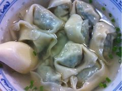 黄鱼馄饨-明呈黄鱼面馆(斜土路店)