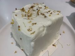 -露露家咖啡店