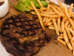 -火车头法国西餐厅