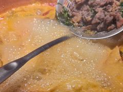 -洱火云南酸菜牛肉火锅(石景山当代商城店)