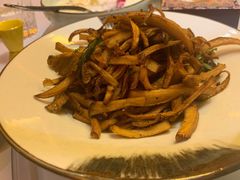 海盐焗菌菇-丝路金桃·新疆菜(徐汇店)