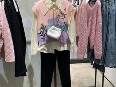 -URBAN REVIVO(西安Momopark店)