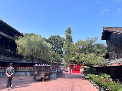 -峨眉山报国寺