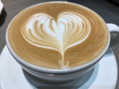 热拿铁-Perma Café樸門(五羊店)