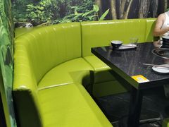 卡座-最先生·烧烤·火锅·音乐聚会餐厅(大悦城店)