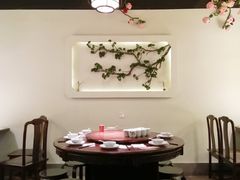 -韵秋荷(宝山龙湖天街店)
