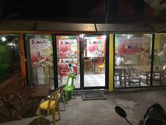 -Jonah's Fruit Shake & Snack Bar