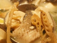 姜君千岛湖鱼头-姜君·千岛湖鱼头馆(浦东大道店)