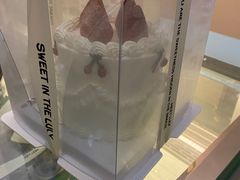 -鹿里烘焙LulyBaking(东二环泰禾广场店)