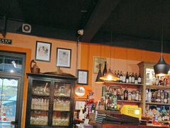 -SISTERS BAR RESTAURANT川意酒馆(嘉善老市H楼店)