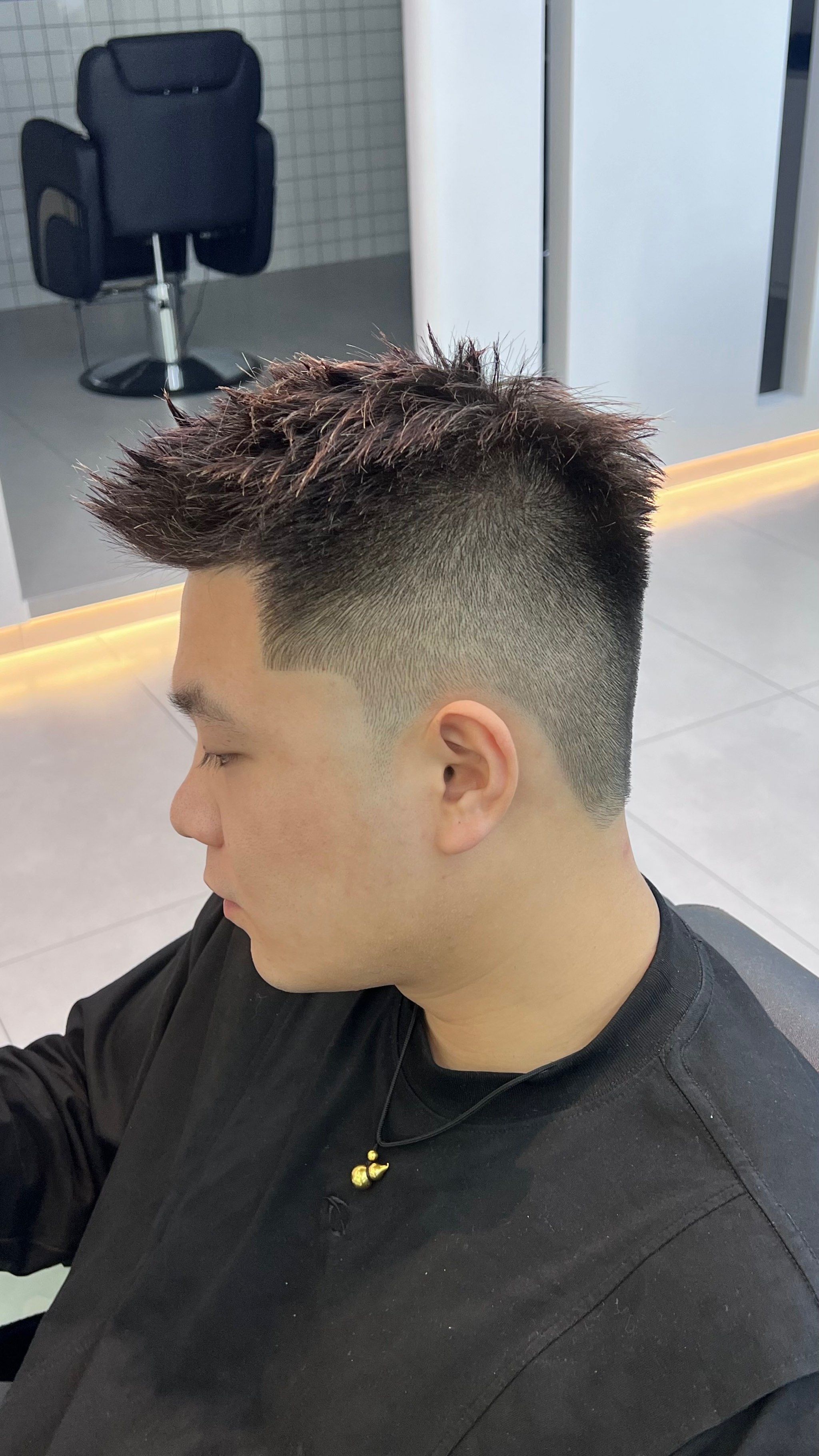 打造潮流男发型