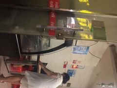 -河南占军烩面馆(中华广场店)