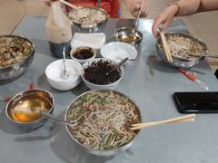 -正宗杨记普洱酸醋米线(总店)