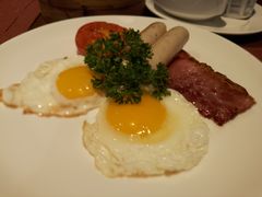 -大理实力希尔顿酒店•香全日制餐厅