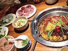 -城墙拐拐火锅(三峡广场黑金冠店)