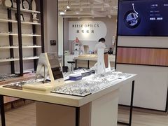 -瑞司视光眼镜·蔡司战略合作眼镜店(新街口店)