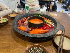 -黄潇洒老火锅(九眼桥宏济巷店)