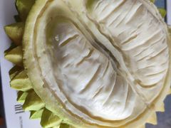 猫山王榴莲芝士-玲婧胡同·生日蛋糕·餐厅(嘉里城店)