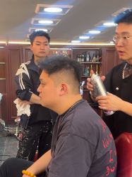 -绅仕門男士理发馆