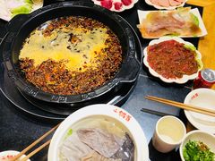 -锅首鲜品火锅(鸳鸯店)
