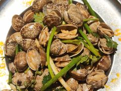 -威记烧嘢·南宁烧烤·超级生牛(绿地店)