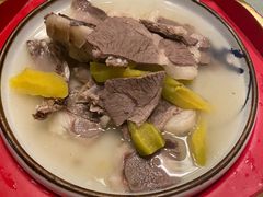 -一个勺子新疆锡伯主题私房菜(红墙巷49号院店)