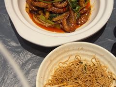 -肥肥虾庄·金牌油焖大虾(杨园滨江时代walk店)