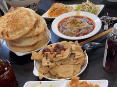 -杨记清芳牛肉拉面(宝龙广场店)