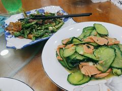 -记忆湘菜馆(芙蓉镇店)