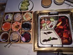 -大熊猫毛肚火锅(烟台万象汇店)