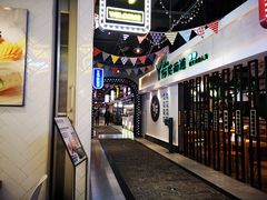 门面-特派卷·老北京烤鸭卷(合生汇购物中心店)